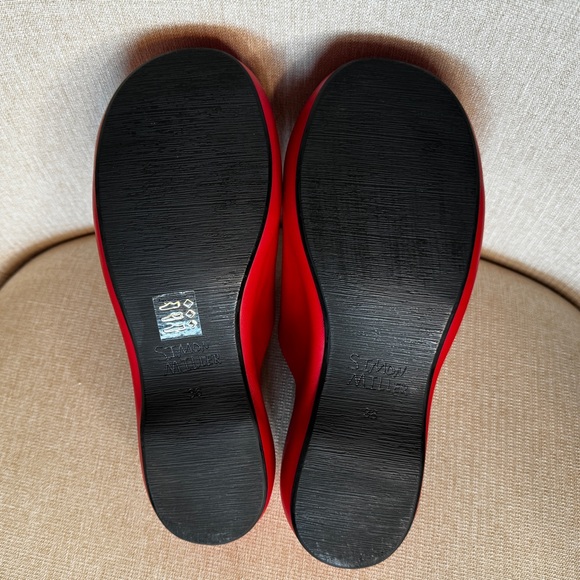 New Simon Miller Bubble Clog. Size 36 - Picture 10 of 14